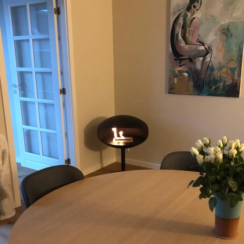 Cocoon Pedestal - Zwart met zwarte voet
