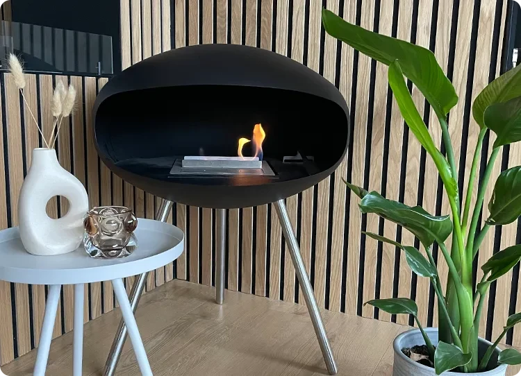 Cocoon Terra zwart en staal vrijstaande bio-ethanol haard